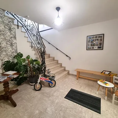 Spacieux Avec Terrasse, Cheminee, Wifi Et Parking A - Fr-1-496-337 * Roanne