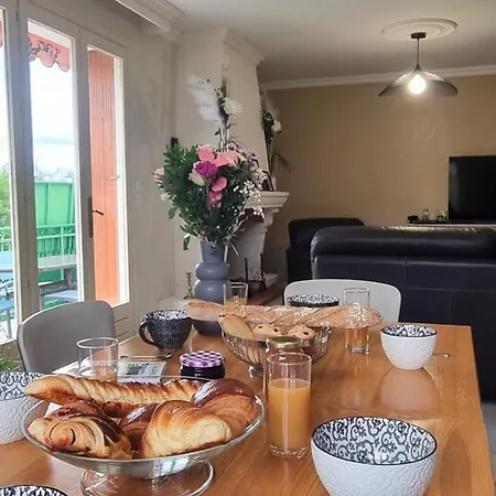 Spacieux Avec Terrasse, Cheminee, Wifi Et Parking A - Fr-1-496-337 *